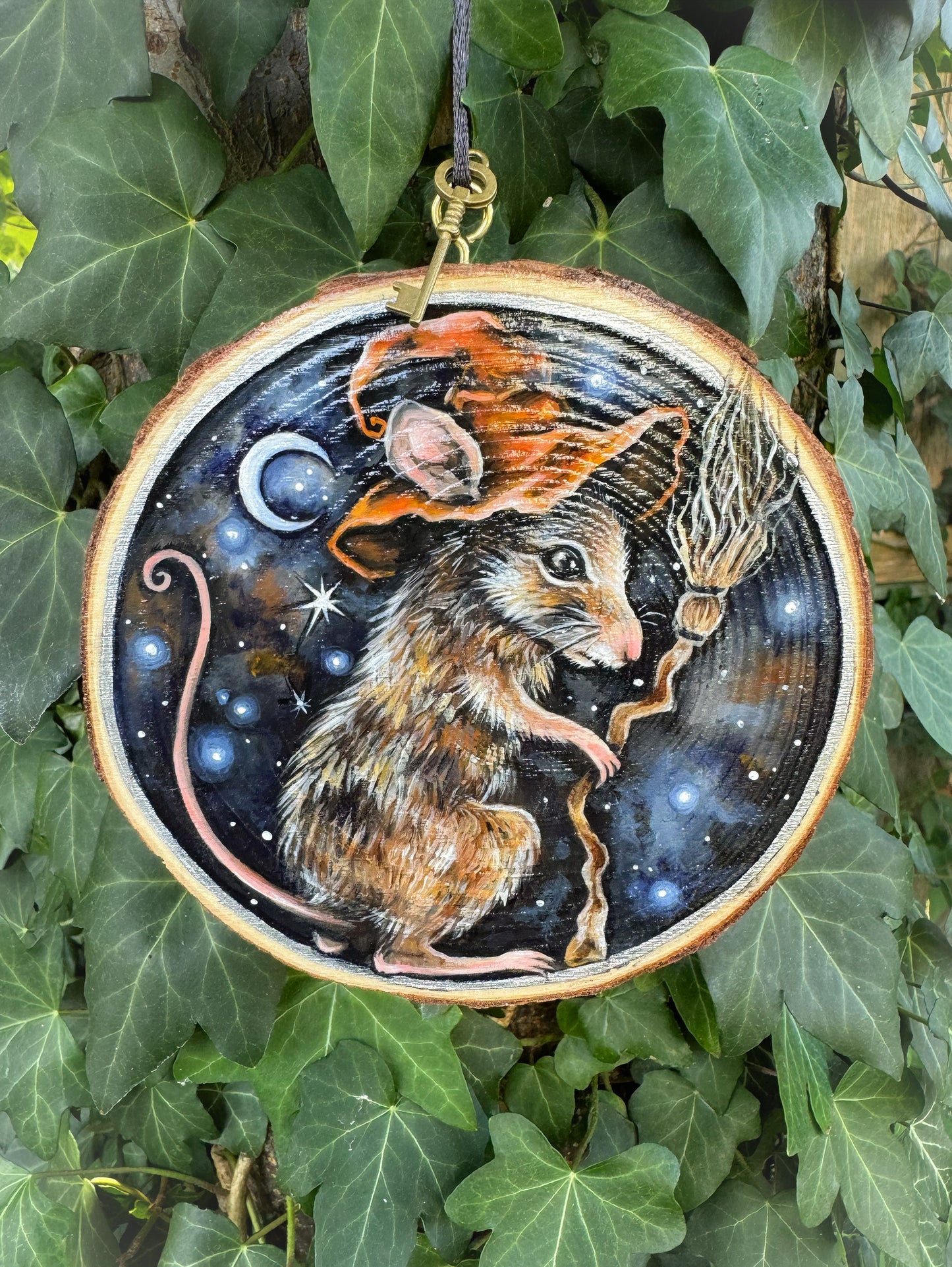 Holzscheibe Zaubermaus