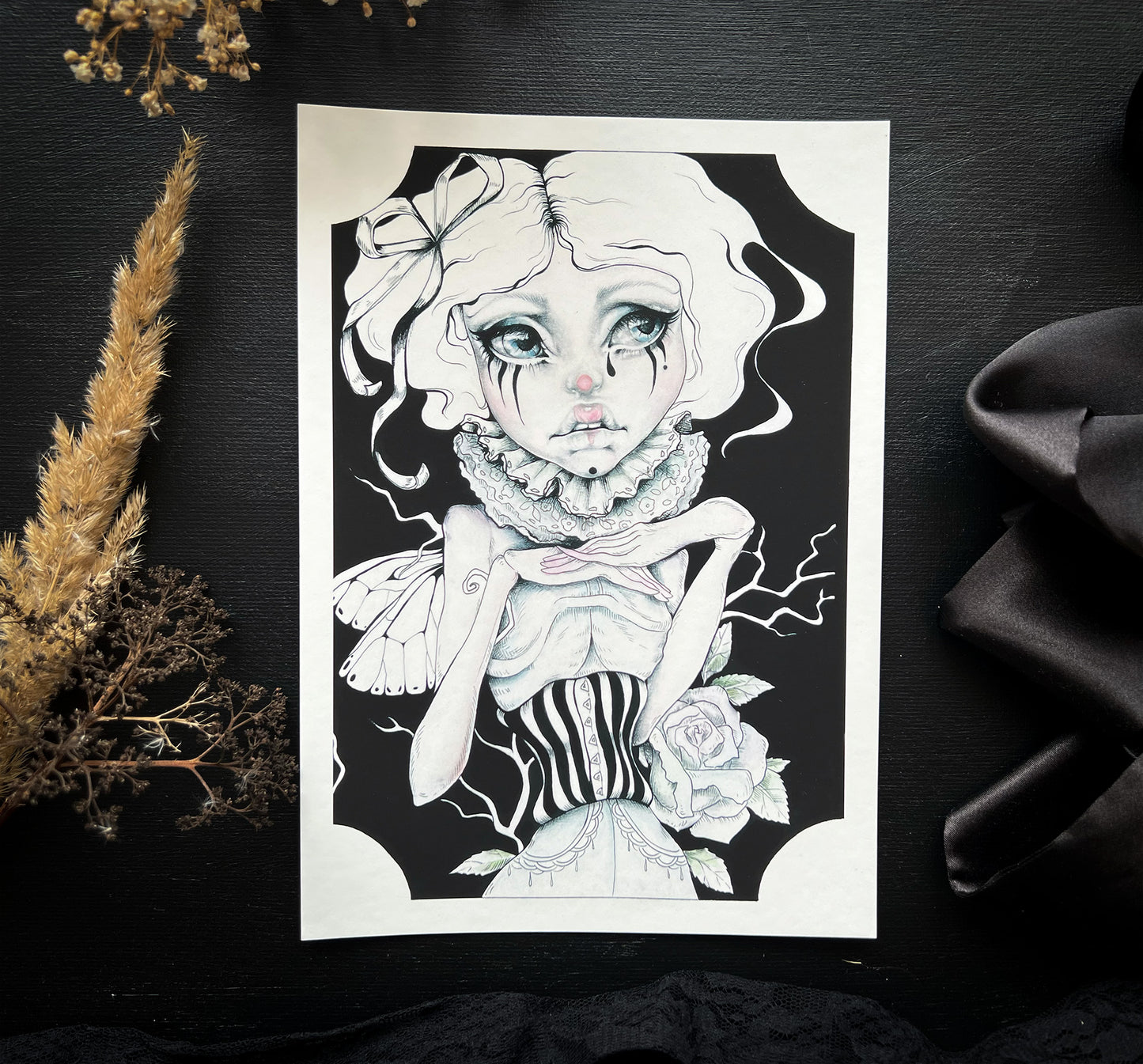 Fine Art Print Puppe Sad Bella