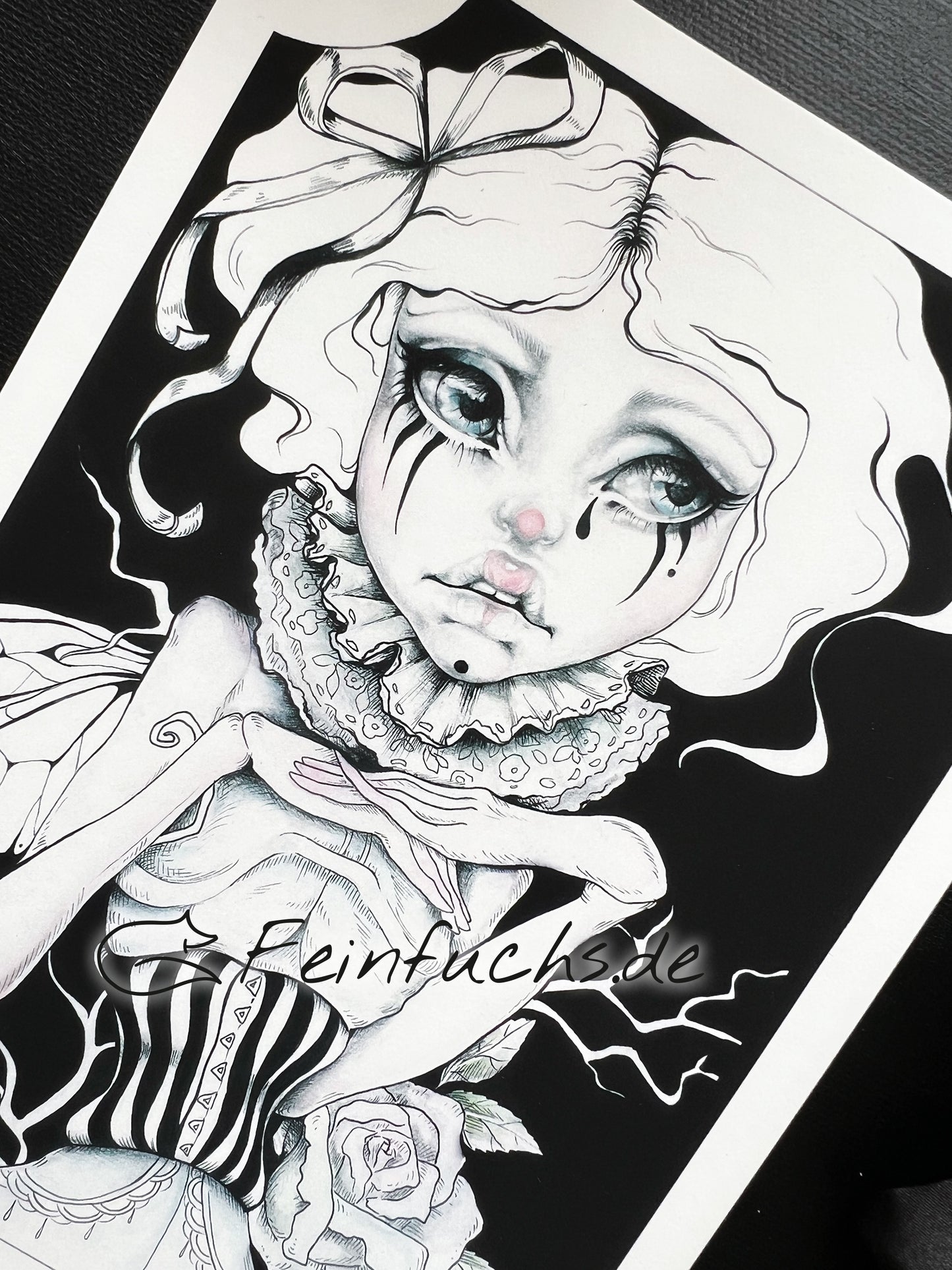 Fine Art Print Puppe Sad Bella
